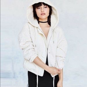 UO Silence + Noise Geo Quilted Jacket White Velvet